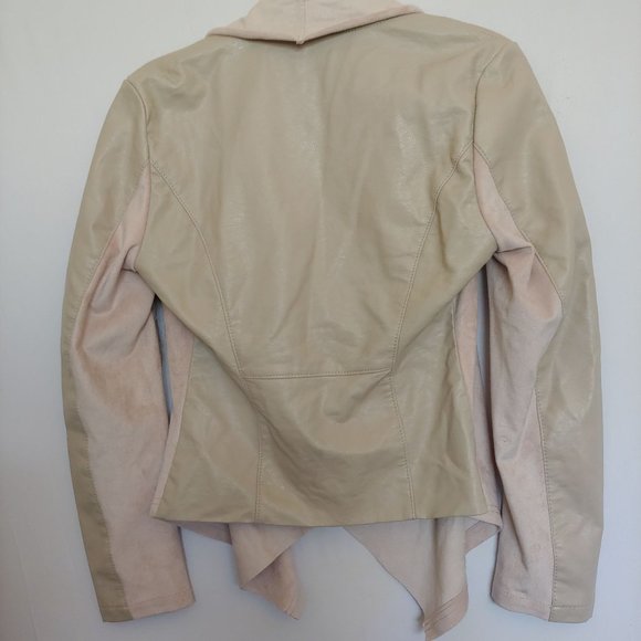 BlankNYC tan faux suede/faux leataher a-symmetrical zip jacket Medium - Picture 9 of 15